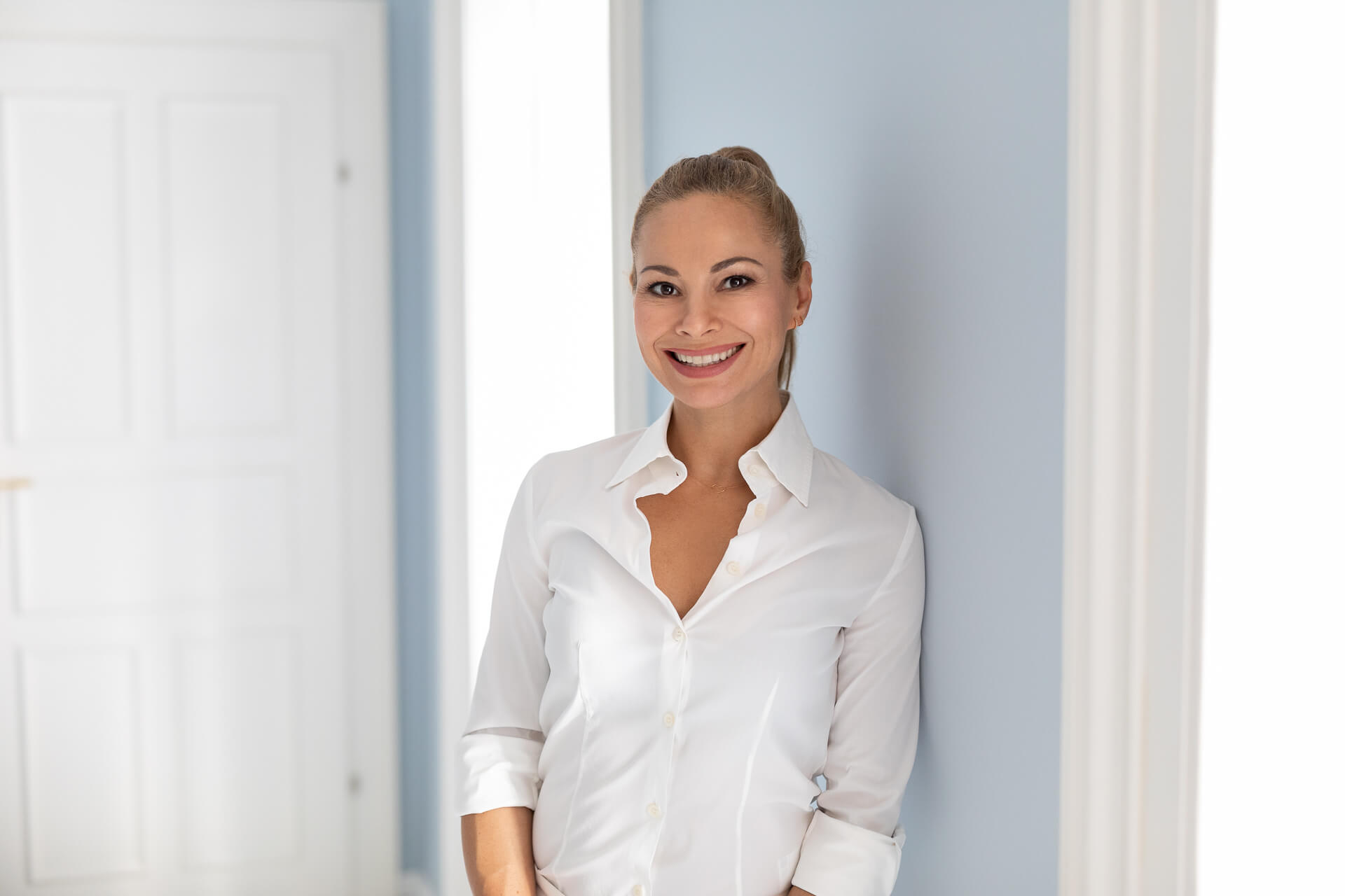 Dentist Dr Timea Wicker in Vienna